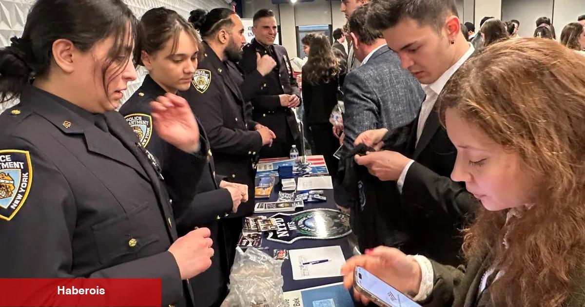 New York'ta Türk öğrencilerden kariyer fuarı