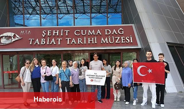 Öğrenciler MTA Tabiat Tarihi Müzesi'ni Gezdi
