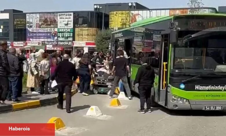 Sakarya'da otobüs sınırdan çıktı, hastaneye gitti - Haberois Sakarya'da otobüs sınırdan çıktı, hastaneye gitti