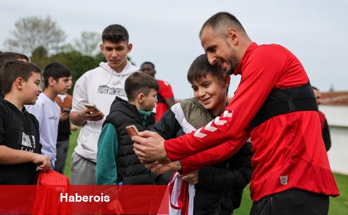Samsunspor, devlet himayesindeki çocukları ağırladı - Haberois Samsunspor, devlet himayesindeki çocukları ağırladı