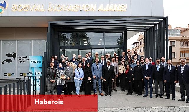 AK Parti Genel Lider Yardımcısı Yayman, Sarsıntıdaki Dayanışma İçin Lider Altay'a ve Tüm Konyalılara Teşekkür Etti - Haberois AK Parti Genel Lider Yardımcısı Yayman, Sarsıntıdaki Dayanışma İçin Lider Altay'a ve Tüm Konyalılara Teşekkür Etti