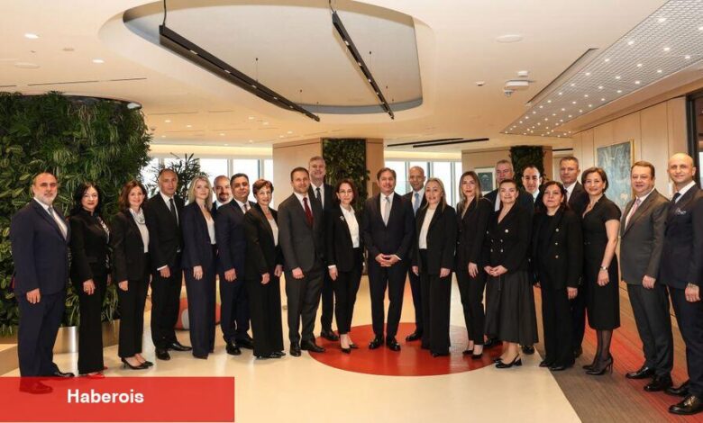 Akbank üst idaresinde yeni periyot