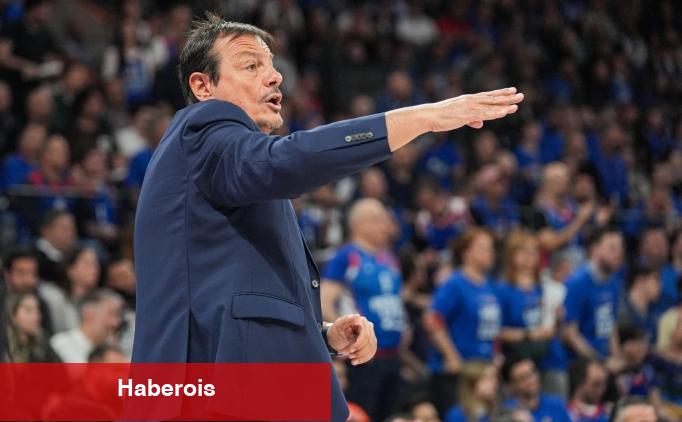 Anadolu Efes tribünleri ve Ataman arasında gerginlik - Haberois Anadolu Efes tribünleri ve Ataman arasında gerginlik