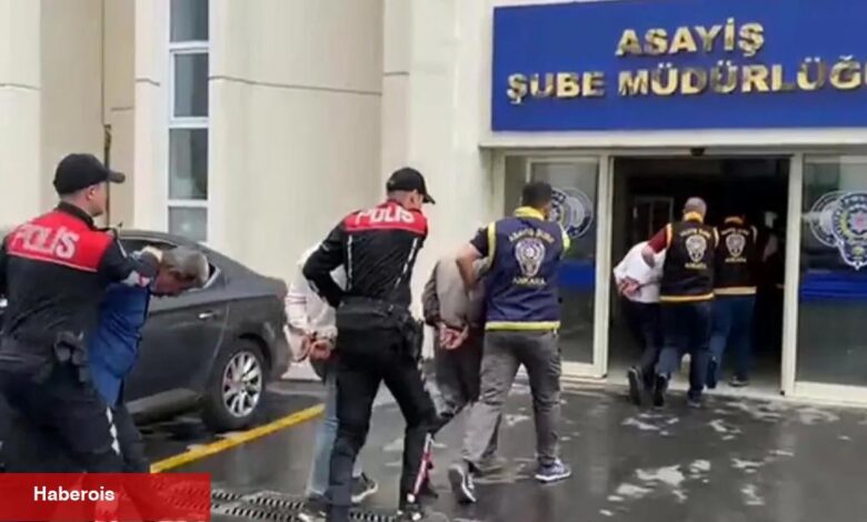 Ankara'da polise saldıran 12 kişi gözaltına alındı - Haberois Ankara'da polise saldıran 12 kişi gözaltına alındı