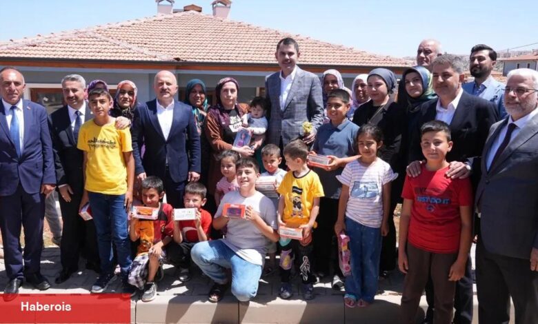 Bakan Kurum'a Adıyaman Zey Köyü'nden teşekkür - Haberois Bakan Kurum'a Adıyaman Zey Köyü'nden teşekkür