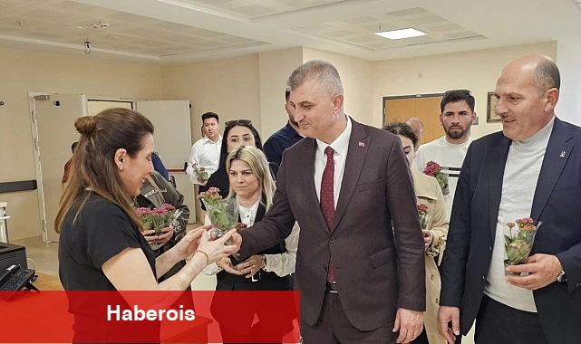 Başkan Sezer'den Hemşirelere Sürpriz Kutlama