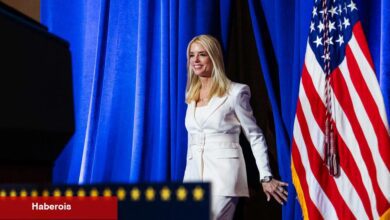 Beyaz Saray, Adalet Bölümü'nü yönlendirirken, Bondi TV Messenger'ın rolünü benimser