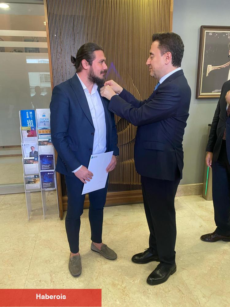 Bursa Osmangazi'de GÜZEL Parti'den DEVA'ya güçlü transfer