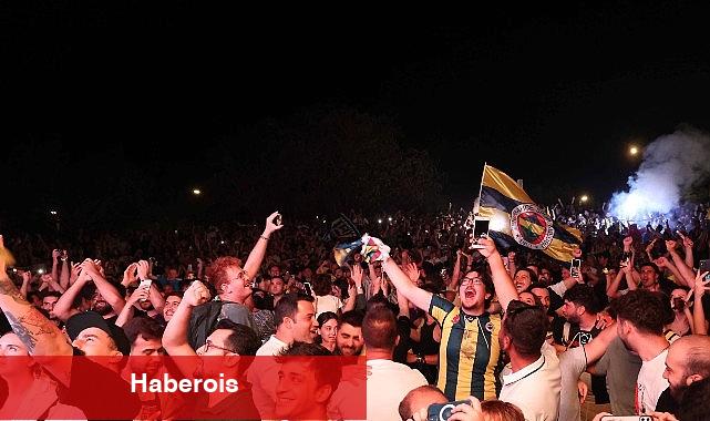 Büyükşehir Final Four heyecanını dev ekrana taşıdı - Haberois Büyükşehir Final Four heyecanını dev ekrana taşıdı