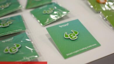 Cathie Wood’un ARK’ı, halka arzda patlama yapan eToro’dan 9,4 milyon dolarlık pay aldı