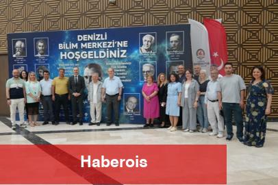 Denizli'de “Bilim ve Sevgi” söyleşisi büyük ilgi gördü