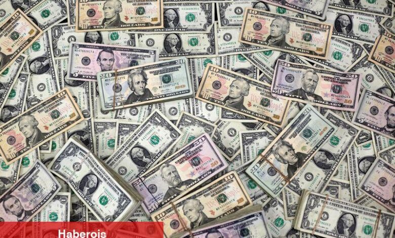 Doların tarihi düşüşü, gümrük vergisi telaşları stagflasyon kaygılarını artırırken devam ediyor - Haberois Doların tarihi düşüşü, gümrük vergisi telaşları stagflasyon kaygılarını artırırken devam ediyor