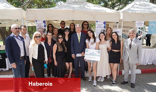 Ege Üniversitesinde bahar şenliği ateşi yakıldı