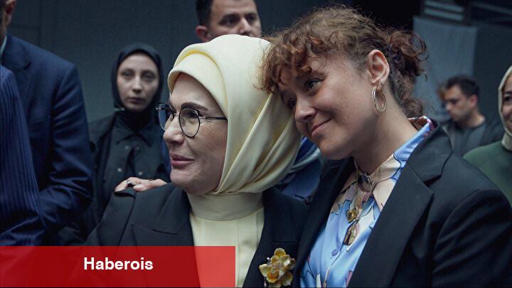 Emine Erdoğan Anneler Günü'nde Mattia Ahmet Minguzzi'nin annesiyle buluştu - Haberois Emine Erdoğan Anneler Günü'nde Mattia Ahmet Minguzzi'nin annesiyle buluştu