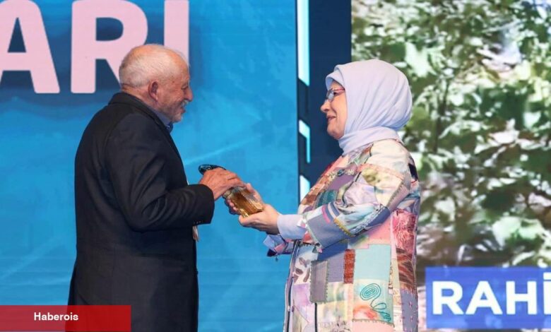 Emine Erdoğan'dan 'Orman Dede' olarak bilinen Rahim Demirbaş için taziye bildirisi