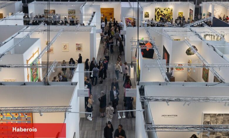 Frieze, Premiere Arka Fair Company, New York Arka Haftası'ndan Konuta'da satıldı - Haberois Frieze, Premiere Arka Fair Company, New York Arka Haftası'ndan Konuta'da satıldı