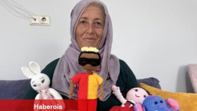 Galatasaray taraftarı bayan, ördüğü "Osimhen bebeği" oyuncuya armağan etmek istiyor - Haberois Galatasaray taraftarı bayan, ördüğü "Osimhen bebeği" oyuncuya armağan etmek istiyor