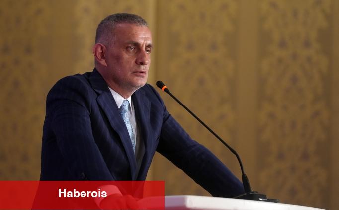 Galatasaraylı taraftarlardan Hacıosmanoğlu'na tepki! - Haberois Galatasaraylı taraftarlardan Hacıosmanoğlu'na tepki!
