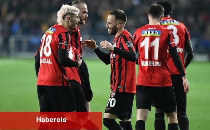 Gaziantep FK'nin çalıştığı teknik yöneticiler kontrat sonunu göremiyor - Haberois Gaziantep FK'nin çalıştığı teknik yöneticiler kontrat sonunu göremiyor