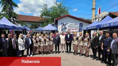 Gölcüklü Bayanlar El Hünerlerini Siretiye'de Sergiledi