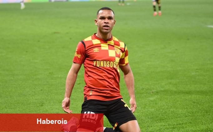 Göztepe'de Juan 1 dönem daha grupta - Haberois Göztepe'de Juan 1 dönem daha grupta