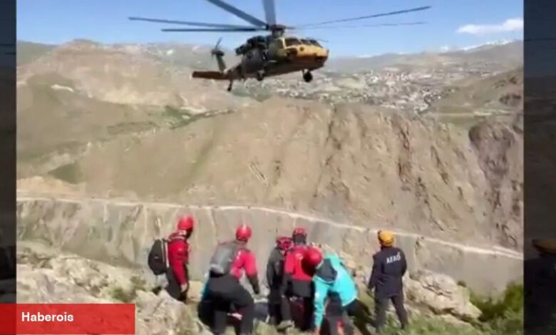 Hakkari’de yaralı vatandaş kurtarıldı