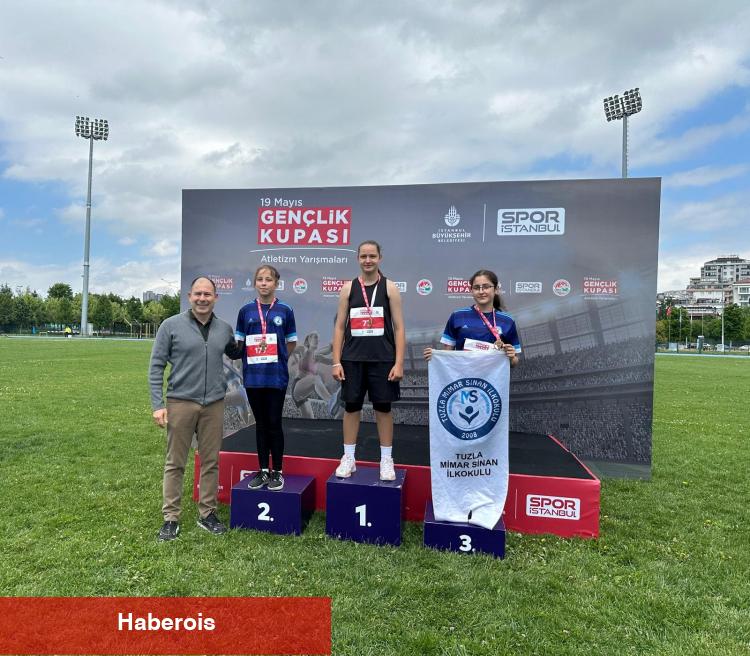 İstanbul'da 19 Mayıs coşkusu atletizm pistine taştı - Haberois İstanbul'da 19 Mayıs coşkusu atletizm pistine taştı