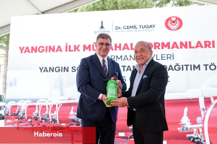 İzmir'de afetlere karşı güçlü adım... Orman köylerine 125 su tankeri - Haberois İzmir'de afetlere karşı güçlü adım... Orman köylerine 125 su tankeri