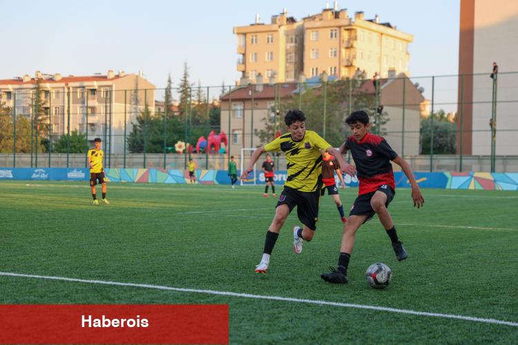 Konya Selçuklu'da ortaokulların futbol heyecanı - Haberois Konya Selçuklu'da ortaokulların futbol heyecanı