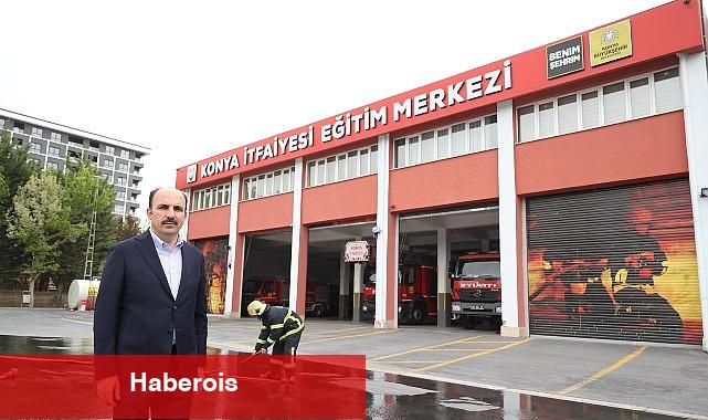 Lider Altay "Gönüllü İtfaiyecilik" Eğitimi Alan Üniversite Öğrencileriyle Buluştu - Haberois Lider Altay "Gönüllü İtfaiyecilik" Eğitimi Alan Üniversite Öğrencileriyle Buluştu