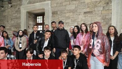 Lider Altay YHT ile Günübirlik İstanbul Seyahatine Katılan Öğrencilere Eşlik Etti - Haberois Lider Altay YHT ile Günübirlik İstanbul Seyahatine Katılan Öğrencilere Eşlik Etti