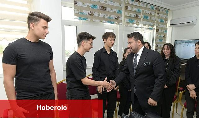 Lider Çırpanoğlu'ndan Türkiye Birincilerine Tebrik Ziyareti