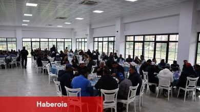 Lider Taşyasan işçilerle kahvaltıda buluştu - Haberois Lider Taşyasan işçilerle kahvaltıda buluştu