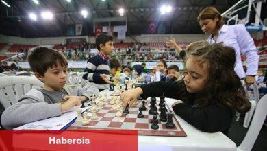 Lider Ünsal, çocuk lidere verdiği kelamı tuttu - Haberois Lider Ünsal, çocuk lidere verdiği kelamı tuttu
