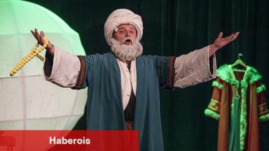 Manisa Kent Tiyatrosu'ndan 'Koca Nasrettin'e Prömiyer - Haberois Manisa Kent Tiyatrosu'ndan 'Koca Nasrettin'e Prömiyer