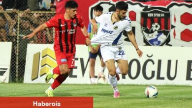 Menemen FK meskeninde havlu attı