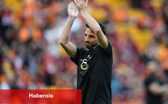 Mertens, "Dalya" ile Galatasaray'a veda etti