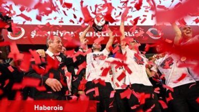 Muhteşem Lig'e yükselen Gençlerbirliği kupasını aldı