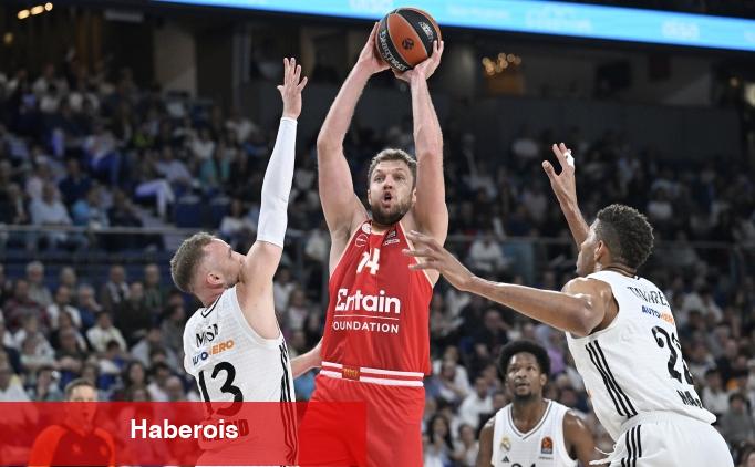 Olympiakos'tan Sasha Vezenkov, Euroleague play-off'larının MVP'si oldu