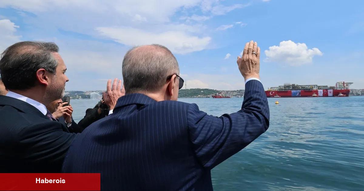 'Osman Gazi' Karadeniz'e uğurlandı