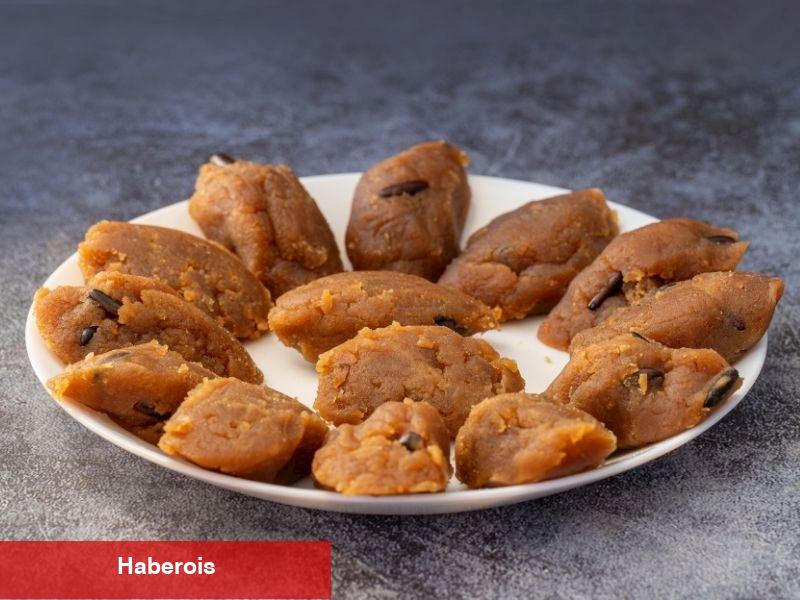 Pekmezli Un Helvası Tanımı