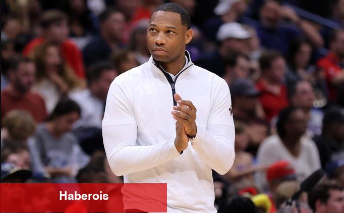 Pelicans koçu Willie Green misyonda kalıyor
