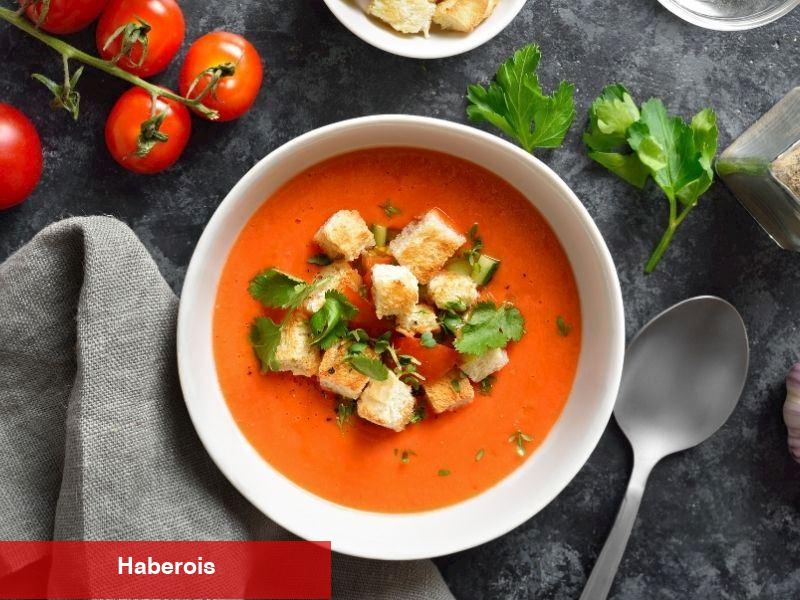 Sarımsaklı Domates Çorbası