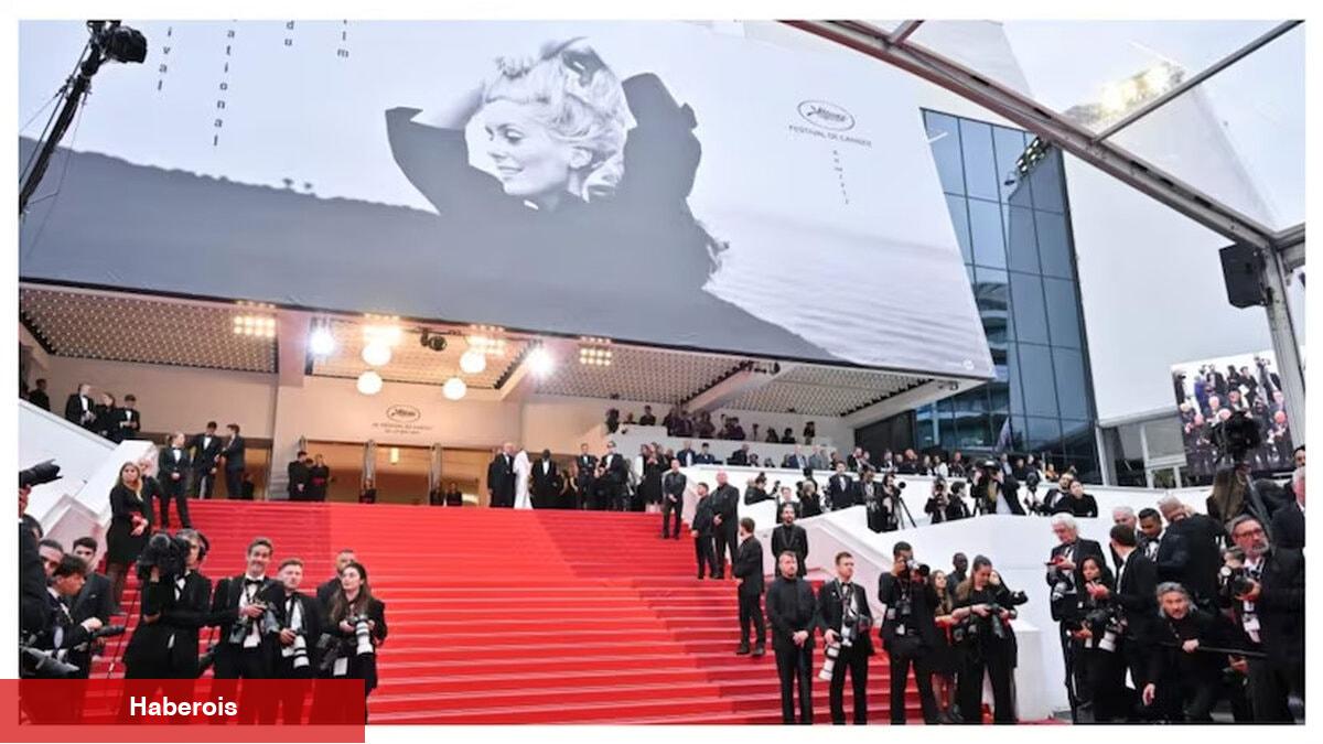 Sinema Şenliği'nde kıyafet yasağı!