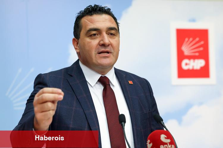 Sivas'ta yeni etraf felaketi! Dere kırmızıya boyandı! - Haberois Sivas'ta yeni etraf felaketi! Dere kırmızıya boyandı!