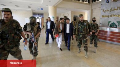 Teröristler X'teki çek işaretleri için tısa devam ediyor, diyor rapor - Haberois Teröristler X'teki çek işaretleri için tısa devam ediyor, diyor rapor