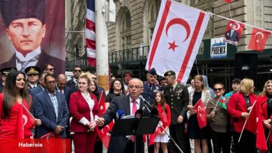 Türk Bayrağı Wall Street'te göndere çekildi