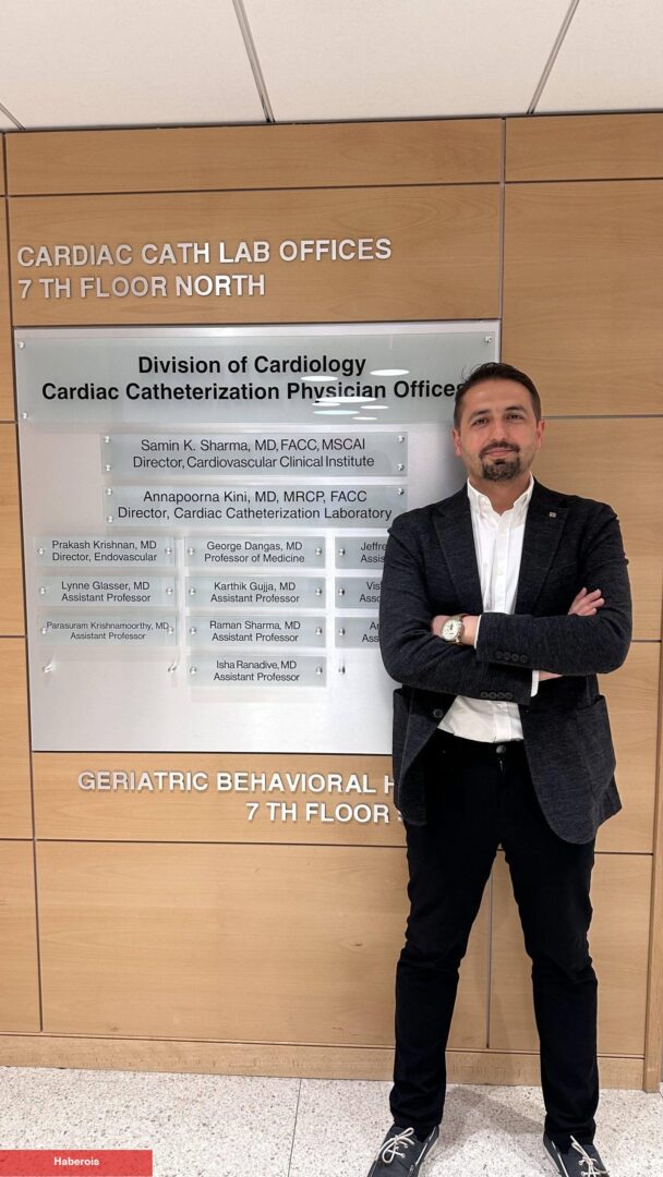 Türk Doktor New York’ta Hayat Kurtardı - Haberois Türk Doktor New York’ta Hayat Kurtardı