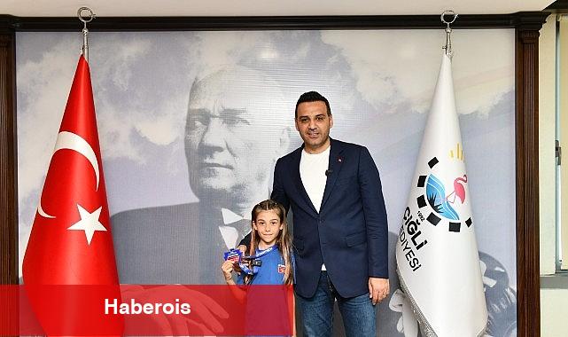 Türkiye'nin En Süratlisi Güneş'e Çiğli Belediye Başkanı Yıldız'dan destek