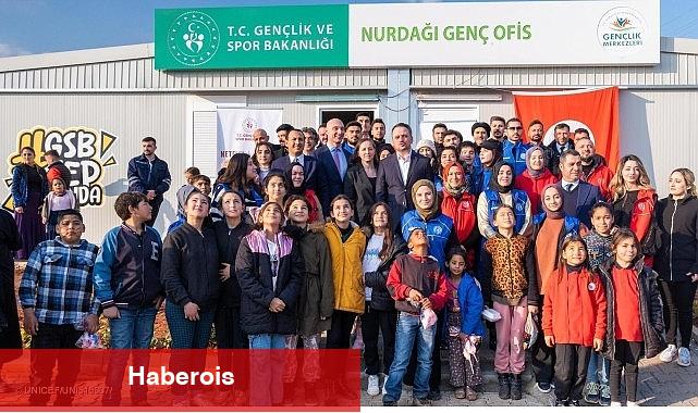 UNICEF ve Netflix güç birliğiyle kurulan GENÇ ALAN, sarsıntı bölgesindeki gençlere umut olmaya devam ediyor